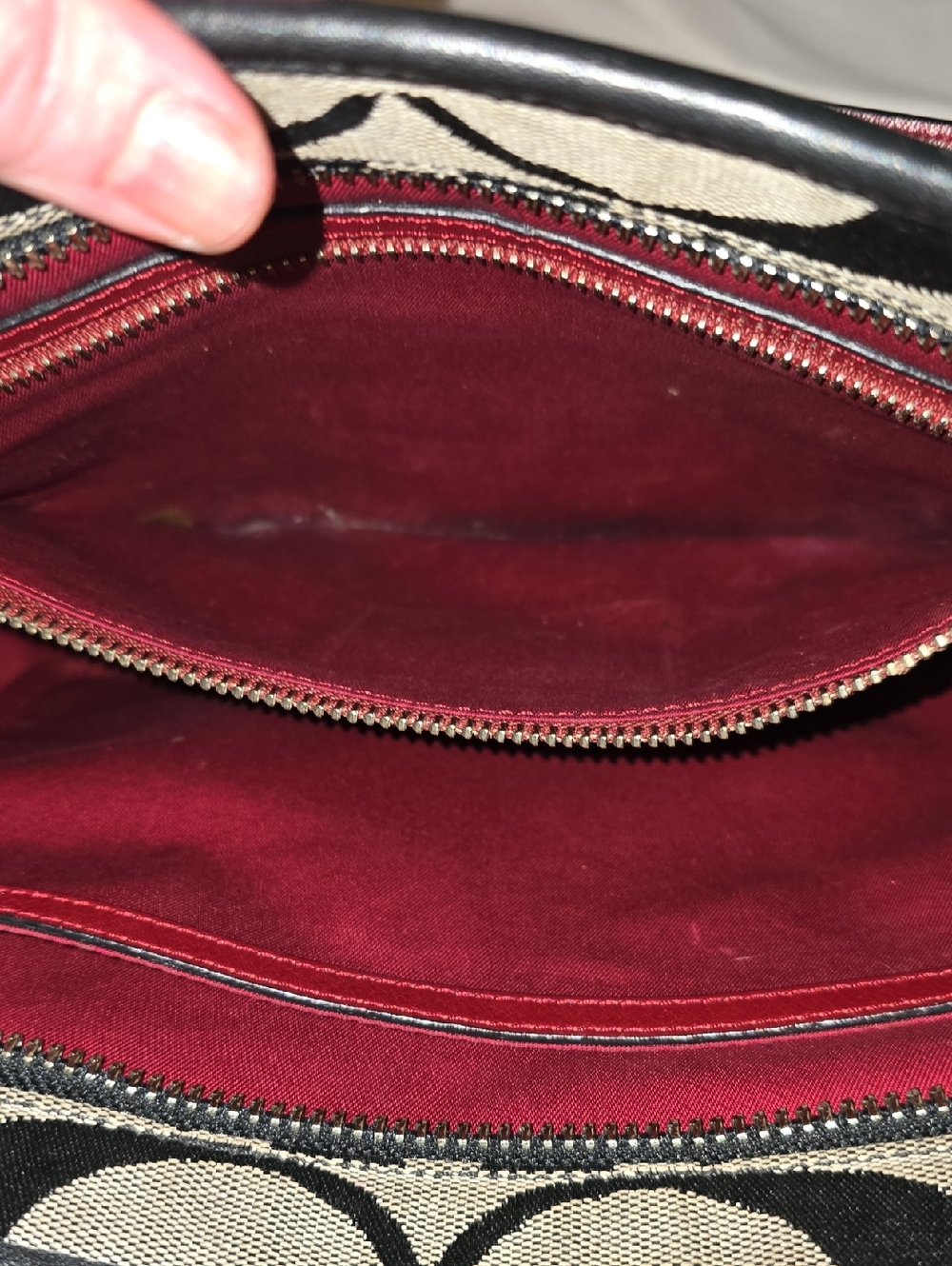 Coach Canvas Shoulder Bag in Red, Tan, Cream & Black. 14'W × 11' Tall. - Picture 10 of 16